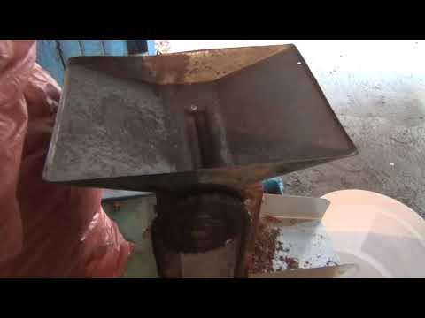 Видео: Табакорезка Нагаева с электроприводом