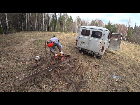 Видео: НАШЁЛ В ЛЕСУ ИНТЕРЕСНУЮ ПОЛЯНУ, С ОТЛИЧНЫМ МЕТАЛЛОМ! ВИДНО ЧТО ЗДЕСЬ РАНЬШЕ ЖИЛИ ЛЮДИ!