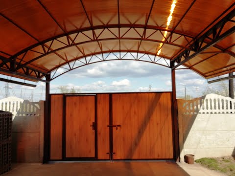 Видео: Построили навес с распашными воротами! Простое и практичное решение.