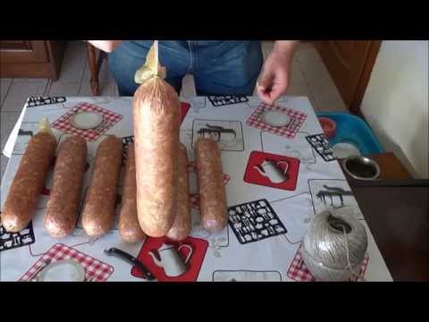 Видео: Готовим вкуснейший  Сервелат  " Домашний "