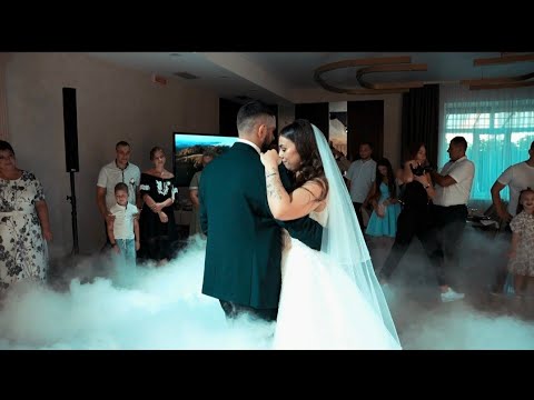 Видео: Весільний танець, який ЗМУСИВ ВСІХ ЗАВМЕРТИ 🕊️ | Наш момент. Wedding dance💍