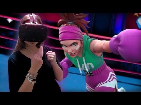 Видео: МОЯ ДЕВУШКА ВПЕРВЫЕ ИГРАЕТ В VR БОКС | Knockout League