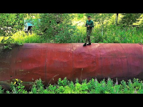 Видео: БРОШЕНО И ЗАБЫТО В СССР! Тысяча Килограмм, ЗА ОДИН РЕЙС! Таежная Изба, Баня! Щука, Будет всё!