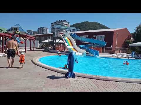 Видео: Аквапарк Лето