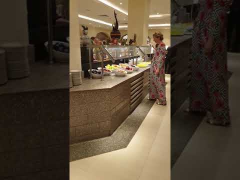 Видео: ресторан в Steigenberger Alcazar