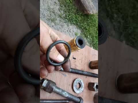 Видео: Замена сайлентблоков передней рессоры MAGNUM