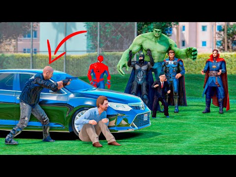 Видео: Кішкентай Джонни Супергеройлар арасындағы сатқынды тапты! (GTA V)