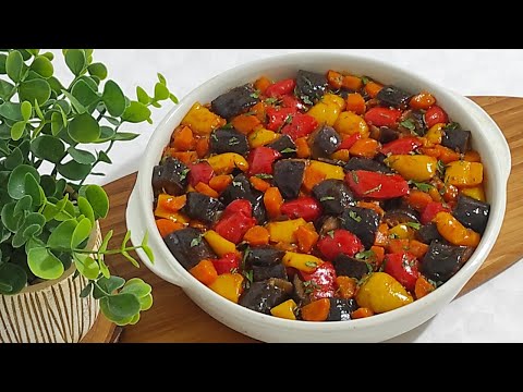 Видео: ПРОСТО И ВКУСНО!!! ОВОЩНОЕ РАГУ С БАКЛАЖАНАМИ