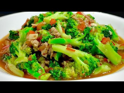 Видео: Брокколи не поменяет цвет при таком обжаривании. Шеф-повар даст вам несколько совет