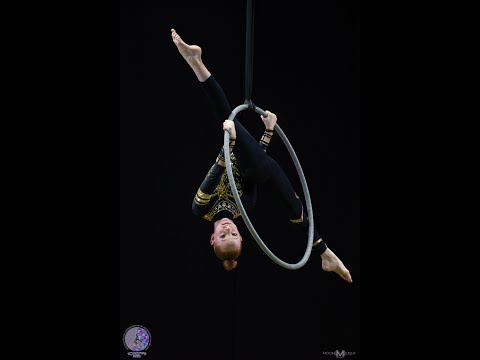 Видео: Ковалева Майя 12 лет, воздушное кольцо, 28.05.2021