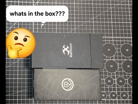 Видео: Распаковываю 2 потрясающих ножа!!