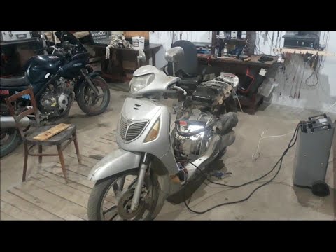 Видео: хонда, 150 незаводится