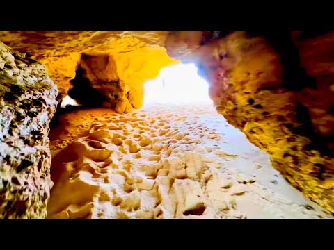 Видео: Я нашла ПОТАЙНОЙ ХОД на новый пляж, пришлось  согнуться в три погибели)))