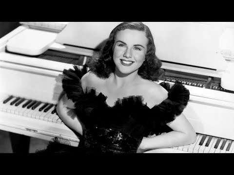 Видео: Дина Дурбин Русские романсы Попурри