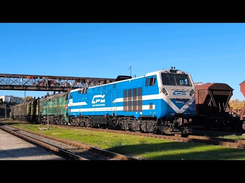 Видео: [CFM] Тепловозы ТЭ33АС-3004 и ЧМЭ3-5534, станция Кишинёв 