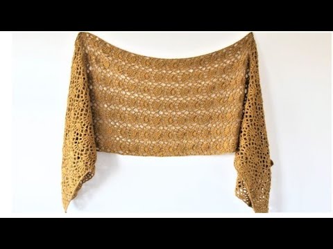 Видео: Как связать оригинальную женскую шаль крючком классическим узором, пошаговое объяснение.