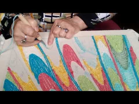 Видео: Как работать ковровой иглой.