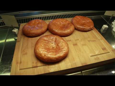 Видео: Ждем в гости с Зурабом Двали. Ресторан "Фуникулер"Тбилиси