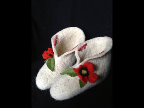 Видео: Валяем тапочки на профильном шаблоне. МК