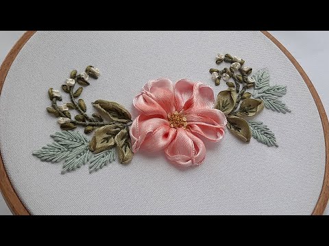 Видео: Удивительный розовый цветок Easy Ribbon Stitches Ribbon Embroidery