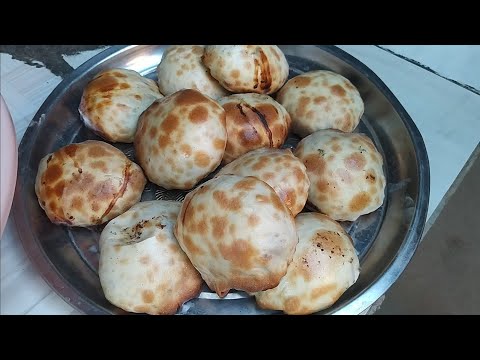 Видео: САМСА( Samosa ) в Каттакургане ! Готовят по старинке на углях. Гайрат Ака СОМСАПАЗ.