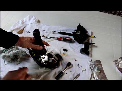 Видео: Ремонт замка передней двери на Range Rover Evoque 2,2 Ленд Ровер Эвок 2013 года 2часть