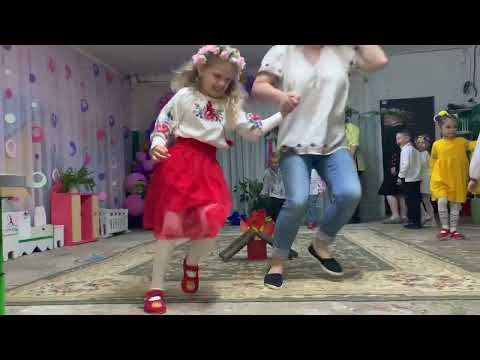 Видео: «Ой на Івана, ой на Купала…»