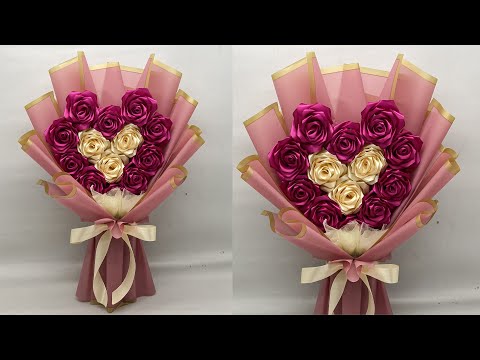 Видео: DIY | Как легко сделать букет роз из атласных лент | Букет в форме сердца
