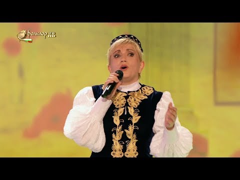 Видео: Николина Чакърдъкова – Родино моя