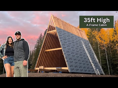 Видео: Сможем ли мы самостоятельно обшить листами А-образный домик высотой 35 футов?