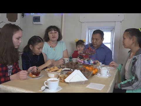 Видео: "Будем вместе". 14.02.2021 г. Приемная семья Афанасьевых из села Техтюр Хангаласского улуса.