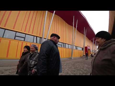 Видео: НАШЛИ и Купили куртки на КРУПНЫХ ЖЕНЩИН/Караганда/ Рынок Алтын Арба УДИВИЛ по хорошему/Были б ДЕНЬГИ