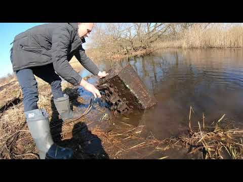 Видео: Кидаем магнит на реке Остёр. Я Был шокирован такими находками. 170 кг за час!