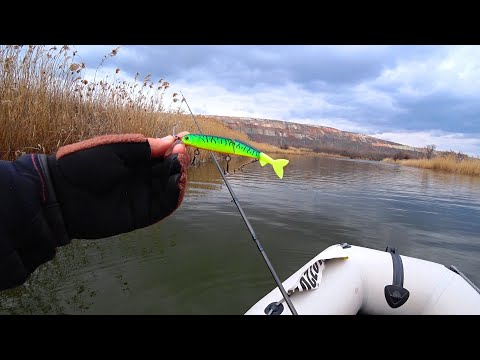 Видео: Воблер Tsuyoki Witch 118 SP - Imakatsu Power Bill 115 SP.