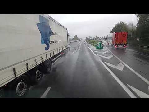 Видео: Дальнобой. Думал улечу вместе с кабиной!