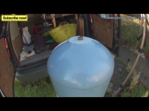 Видео: Вентилируемые водонагреватели горячей воды — советы по сантехнике