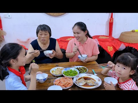 Видео: Через 3 дня трое детей снова ели блюда, приготовленные их матерью, вкусные.