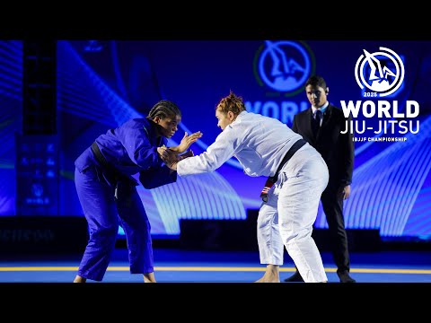 Видео: Габриэли Пессанья против Таяне Порфирио / Чемпионат мира 2025 года