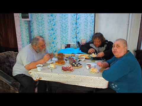 Видео: Чаепитие на день рождение в деревенском доме сынульке-красотульке исполнилось 35 годиков