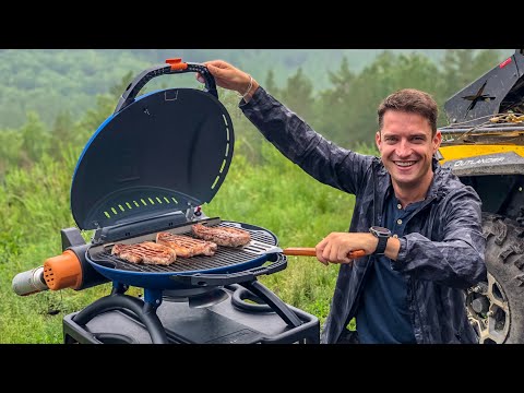 Видео: Жизнь на Урале. Как Приготовить Мясо. Квадроциклы. Баня.