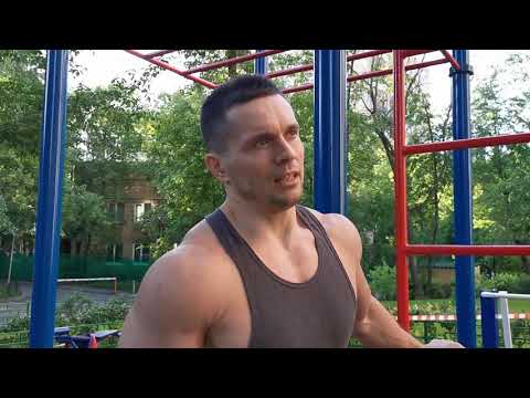 Видео: Домашние тренировки или тренажерный зал? Где быстрее накачаешься?