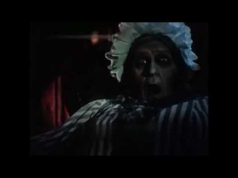 Видео: Пиковая дама (фильм 1958 г.) - сцена в спальне графини - В  Ивановский, С  Преображенская, 1958