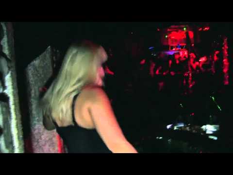 Видео: Чаян Фамали - Я Не Сделаю Тебе Девочка Больно