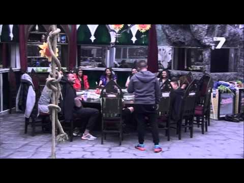 Видео: Къртицата 29.04.2014 част 1 от 4