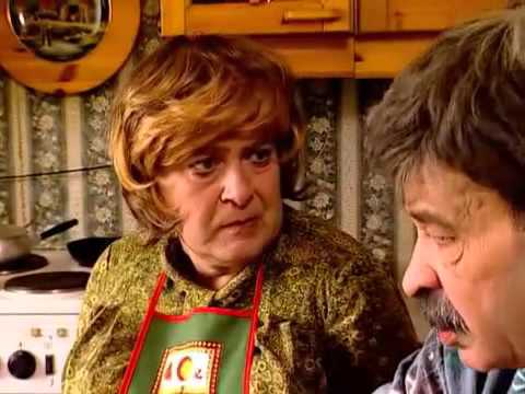 Видео: В Городке 112. Кастрюля борща.