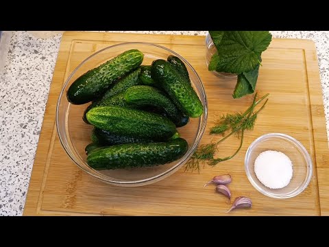 Видео: Быстрые малосольные хрустящие огурчики