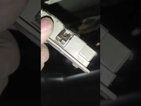 Видео: Как снять потолок от Infinity FX 35  2006 года. 1- часть