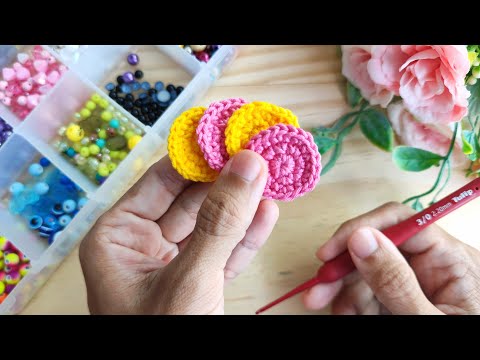 Видео: Воспользуйтесь ОСТАТками ПРЯЖИ и сделайте чрезвычайно выгодную вещь ВЯЗАННУЮ КРЮЧКОМ 💰 (субтитры)