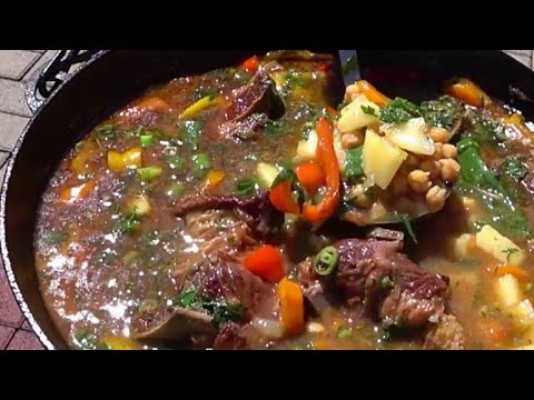 Видео: Фатир-шурбо по-таджикски (шурпа со слоёной лепешкой).Готовлю каждый день и просят ещё!!!