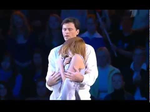 Видео: Наталья Подольская и Максим Маринин - «Сiла птаха»